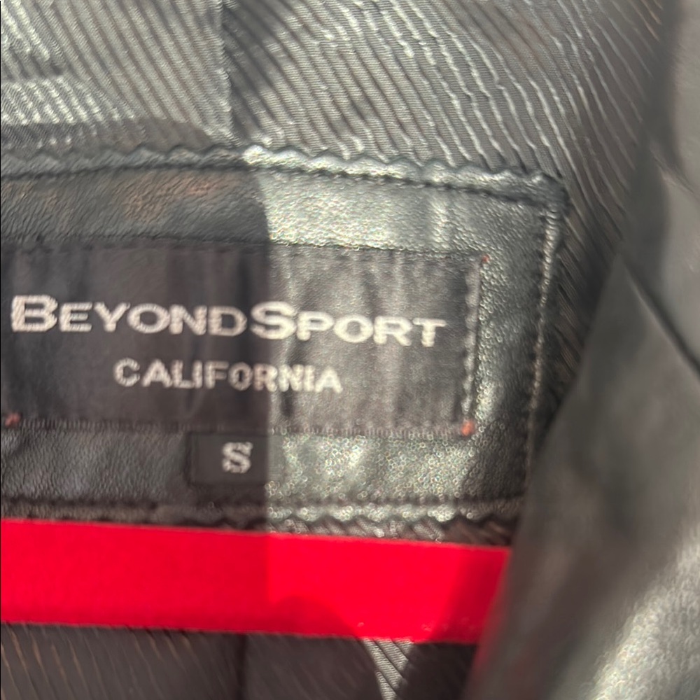 Elegant Black Leather Jacket for Women Genuine leather - Picture 2 of 13